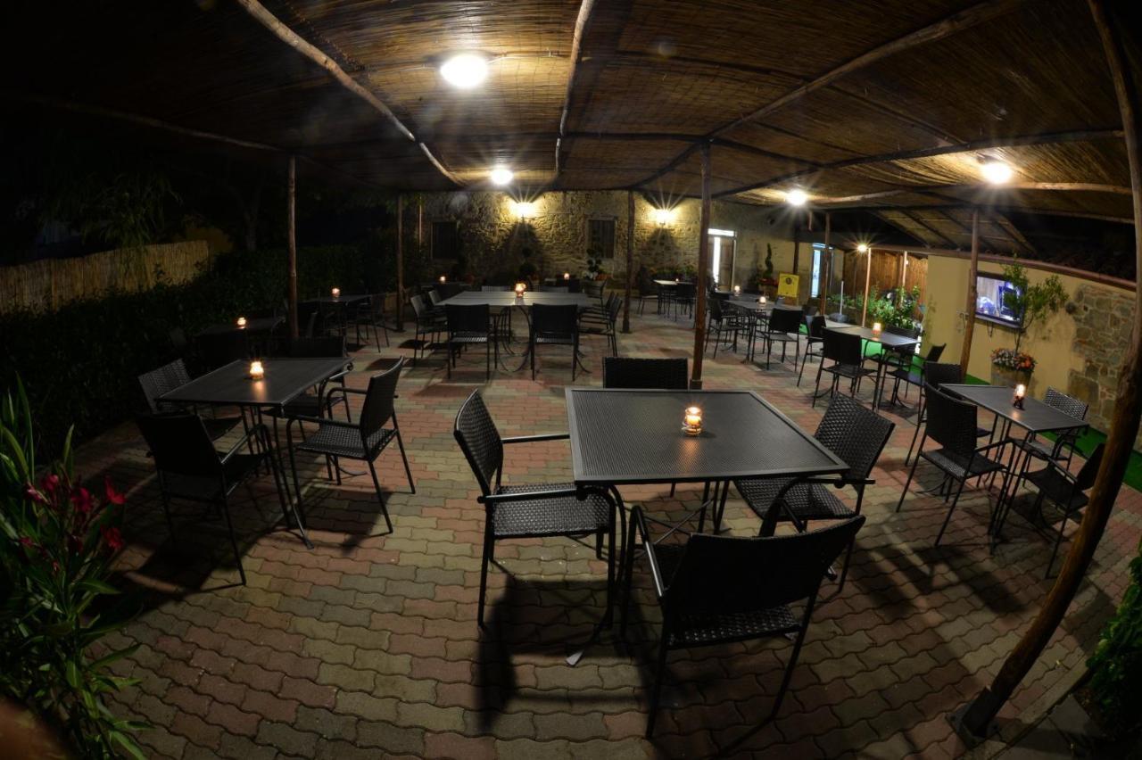 Agriturismo La Posta Reale 菲博基堡 外观 照片